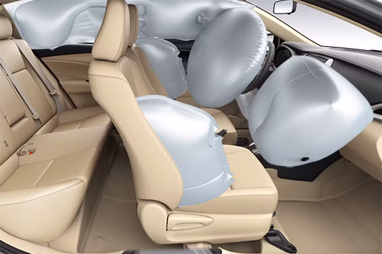 Hon 1,1 trieu xe Toyota toan cau bi goi trieu hoi vi loi tui khi-Hinh-2