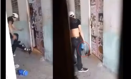 Anh C. cho rằng, trong lúc tức giận đã bạt tai vợ vài cái. Ảnh cắt từ clip