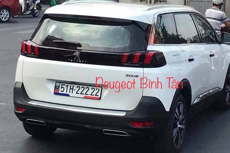Tuy nhiên theo nhiều người dùng, mức phát giá của chủ nhân chiếc xe Peugeot 5008 biển ngũ quý 2 này khá cao. Với mức giá chào bán gấp hơn gấp 3 lần so với giá bán niêm yết sẽ khó bán hơn, bởi nhiều yếu tố như thương hiệu xe và ngoài ra biển số này cũng không "hot" như các đầu số có đuôi 6 hay 8 từng xuất hiện trên một số mẫu xe được rao bán trước đây.
