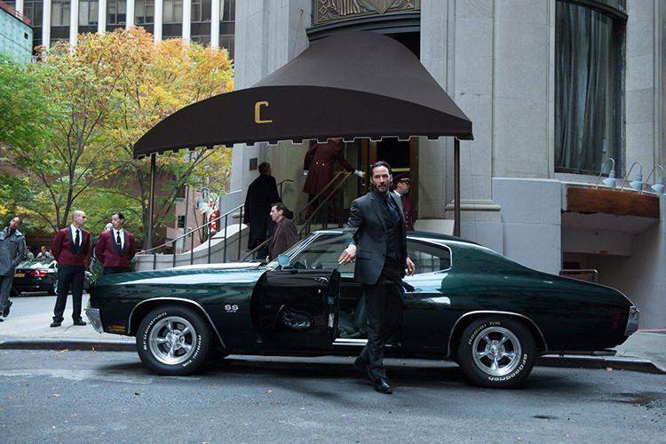 Một số chuyên gia truyền thông nói rằng Chevrolet Chevelle SS 454 LS6 1970 là “Vua của đường phố”, nó đã từng xuất hiện đầu tiên trong phần 2 John Wick. Chevrolet Chevelle SS thường xuất hiện và giành vị trí cao trong những cuộc đua drag chuyên nghiệp khá phổ biến trong giới underground của dân chơi Mỹ.