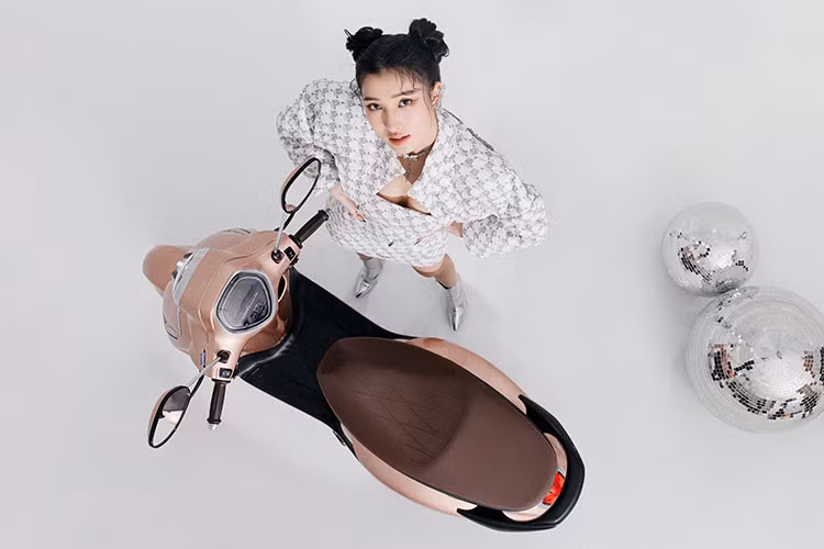 Sanh doi cung Yamaha Grande 2022 toa sang ve dep vuot thoi gian-Hinh-2