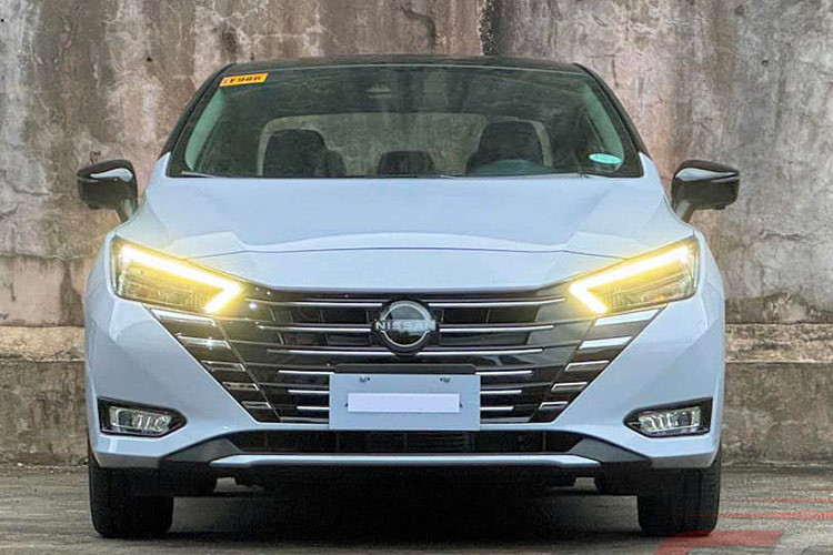 Theo một số nguồn tin từ phía đại lý, Nissan Almera 2024 sẽ ra mắt tại Việt Nam ngay trong tháng 11/2024 này. Khi ra mắt, mẫu sedan cỡ B này sẽ cạnh tranh mạnh mẽ với Toyota Vios và Hyundai Accent.