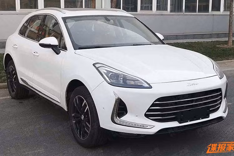 Cùng chờ xem liệu khi bán tại Mỹ thì các mẫu xe nhái của Zotye có thay đổi tích cực hơn không, bởi vì thị trường này rất xem trọng tính bản quyền.