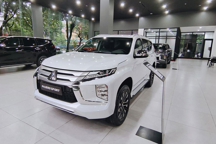 Khach mua oto Mitsubishi thang 5/2023 tiet kiem ca tram trieu dong