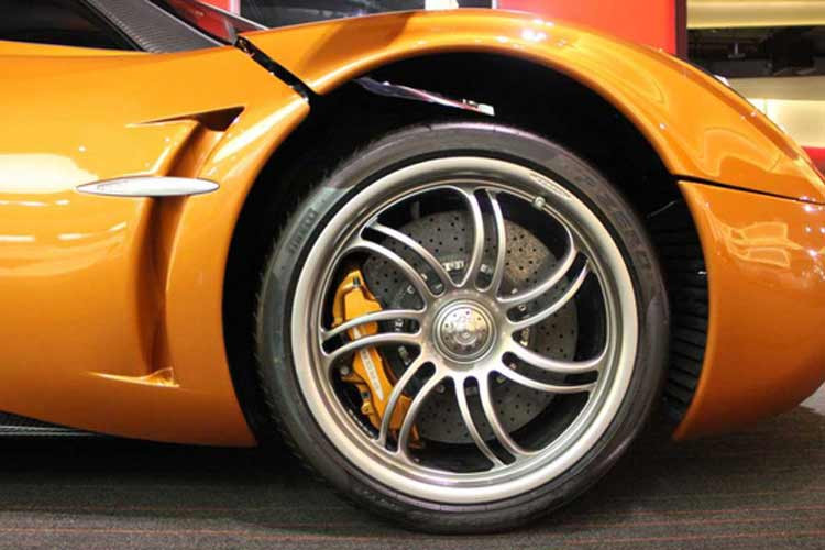 Đáng chú ý, với tay chơi và sưu tầm xe số một Việt Nam thì việc tăng số lượng xe hypercar mà doanh nhân này sở hữu sẽ lên 4, còn không rất có thể sẽ là 1 công ty chuyên nhập khẩu siêu xe mua lại và tìm khách.