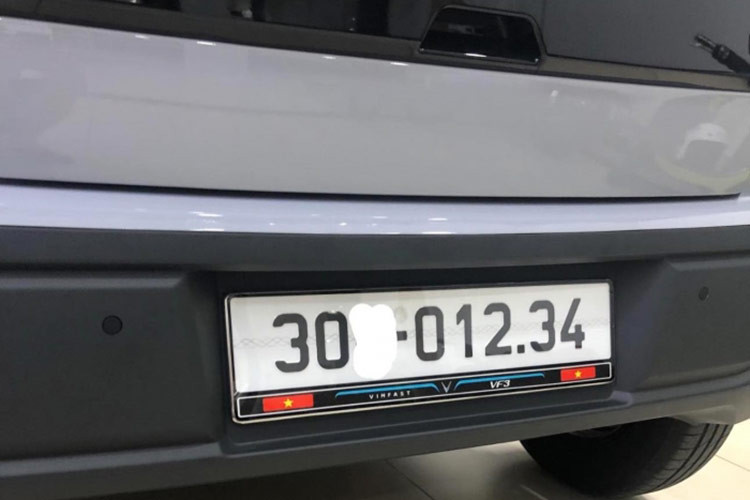 Được biết biển số 30L-567.99 tại Hà Nội này từng được đấu giá thành công với số tiền là 135 triệu đồng, gần bằng một nửa giá trị của xe. Được biết, phiên đấu giá biển số này diễn ra vào ngày 06/07/2024, từ 10 giờ đến 10 giờ 25 phút. 