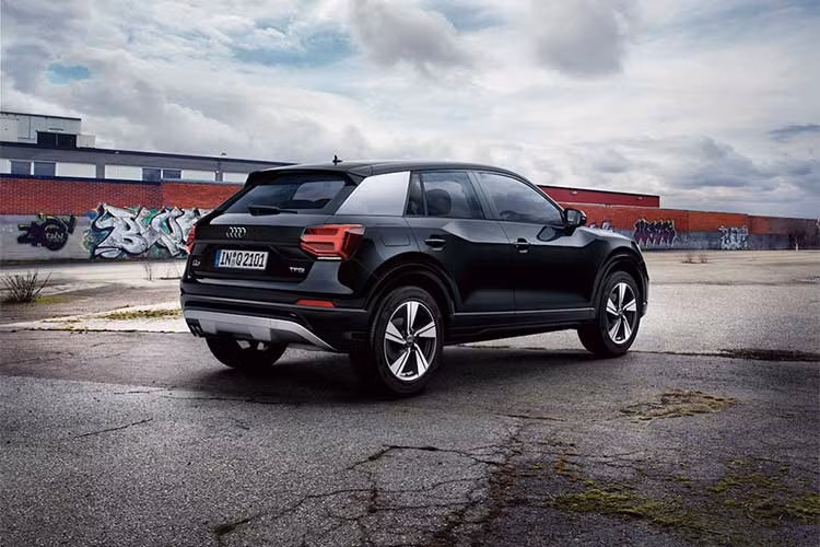 Tại thị trường Nhật Bản, mẫu xe Audi Q2 Touring bản đặc biệt này có giá bán khởi điểm từ 968 triệu với số lượng giới hạn trong 150 chiếc.
