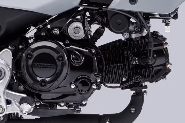 Xe được trang bị động cơ 125cc, 4 thì, 1 xi-lanh, làm mát bằng không khí, với công suất tối đa 9,7 mã lực tại 7.250 vòng/phút và mô-men xoắn cực đại 10,49 Nm tại 5.500 vòng/phút.