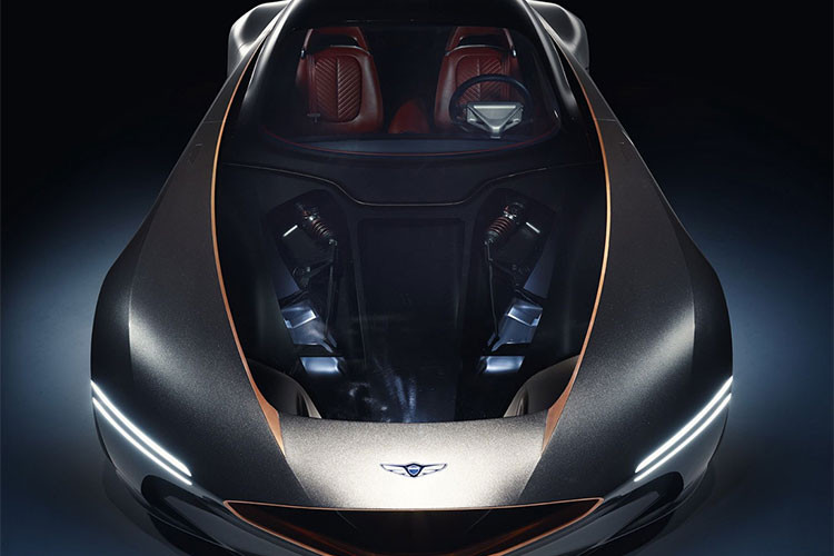 Theo thương hiệu xe sang Genesis, Essentia Concept biểu trưng cho nền văn hóa truyền cảm hứng giàu cảm xúc mà hãng xe Hàn Quốc đang nỗ lực xây dựng, dựa trên chính nền tảng văn hóa và con người xứ sở kim chi. 