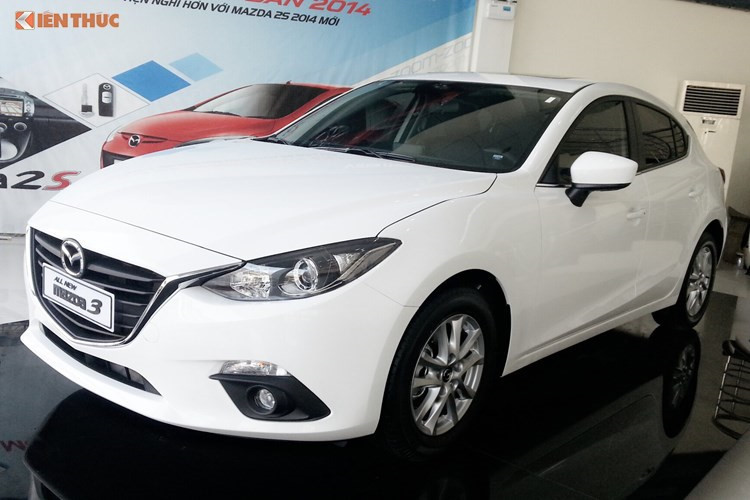 Trong tháng 2 vừa qua, doanh số Mazda3 vẫn dẫn đầu phân khúc xe hạng C đạt 614 xe, giảm 25% so với cùng kỳ năm 2017. Tính chung 2 tháng đầu năm, doanh số Mazda3 đạt 2.670 xe, tăng 23% so với cùng kỳ năm ngoái xếp vị trí 5 trong top 10 ôtô bán chạy nhất. Trong tháng 3/2018 này, giá xe cũng sẽ tăng nhẹ khoảng 10 triệu đồng.