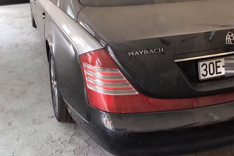 Một số nguồn tin cho hay, chiếc Maybach đang nằm phủ bụi tại garage Hà Nội thực chất là chiếc Maybach 62, mẫu xe siêu sang này cũng nổi tiếng không kém khi nằm trong lô xe nhập lậu của Dũng "mặt sắt" từng bị cơ quan chức năng tịch thu vào tháng 5/2013. Đến tháng 11/2017, chiếc Maybach 62 bất ngờ xuất hiện trên đường phố Hà Nội.