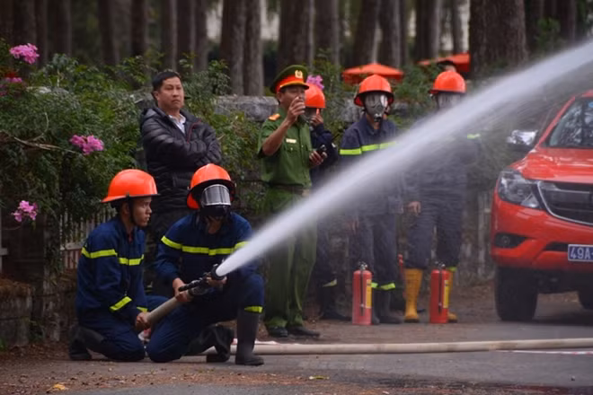 Tỉnh Lâm Đồng là địa phương duy nhất tại Việt Nam có lò phản ứng hạt nhân Đà Lạt, là nơi nghiên cứu và tạo ra các sản phẩm từ phóng xạ phục vụ mục đích dân sự.
