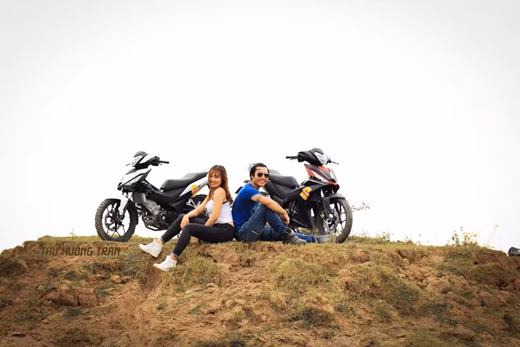 Tương tự như Honda Sonic 150R, Winner 150 cũng được trang bị khối động cơ 150 cc xi-lanh đơn DOHC phun xăng điện tử PGM-FI với hộp số 6 cấp. Động cơ này đạt công suất tối đa 15,7 mã lực và mô-men xoắn cực đại 13,5 Nm. Khi Honda trang bị cho Winner hộp số 6 cấp, hãng đã bố trí 3 cấp số đầu với tỉ số truyền ngắn, giúp xe có "nước đề" tốt hơn.