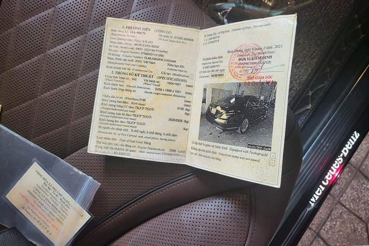 Như vậy, sau khoảng 2 tuần xảy ra vụ tai nạn, nữ chủ nhân chiếc xe sang Mercedes-Benz S450 độ lên body kit của bản Maybach tại Bình Dương đã quyết định không sửa chữa chiếc xe mà đã rao bán lại với mức giá 2 tỷ đồng.