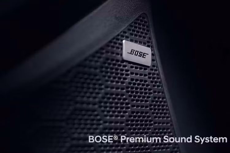 Theo đoạn video do hãng Hyundai tung ra, có thể thấy Creta 2022 được trang bị bảng đồng hồ kỹ thuật số với màn hình màu LCD 10,25 inch đúng như dự đoán. Giao diện của bảng đồng hồ này sẽ thay đổi theo 4 chế độ lái, bao gồm Eco, Normal, Sport và Smart.