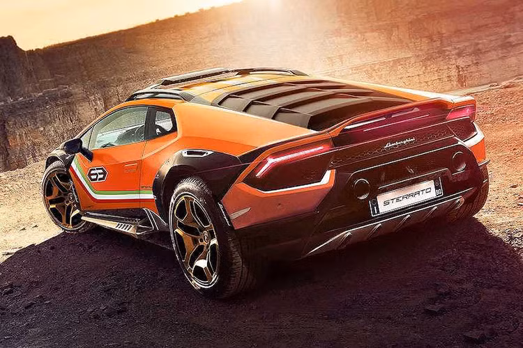 Ngoài ra, thân vỏ hợp chất của xe với khả năng bảo vệ các hốc gió và động cơ khỏi đất đá, cùng với tấm chắn bùn làm từ chất liệu lai như sợi carbon và nhựa thông đàn hồi. Điều hướng trong điều kiện ít ánh sáng cũng sẽ không không thành vấn đề nhờ có đèn LED trên tấm cản va phía trước với khả năng chống ngập và thanh đèn LED đặt trên mái.