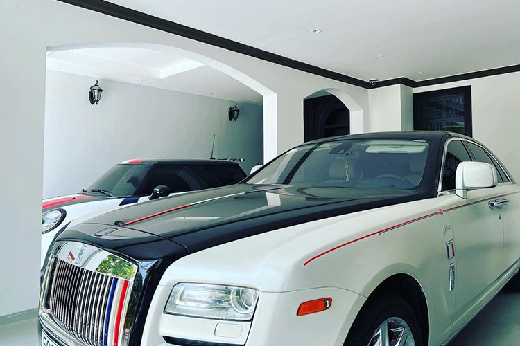 Dai gia Minh Nhua khoe 