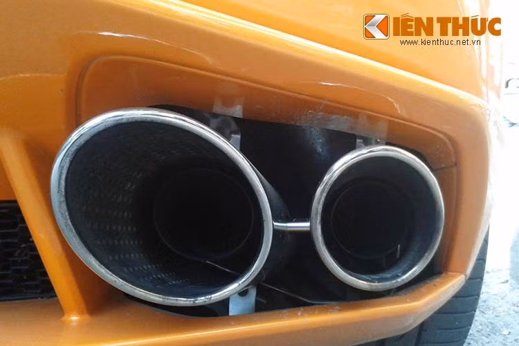 Với những trang bị ở bộ phận ống xả của Capristo Design, đây có thể coi là một trong những bản độ Huracan đáng chú ý, khi nó được nhiều tạp chí xe danh tiếng trên thế giới nhắc đến.