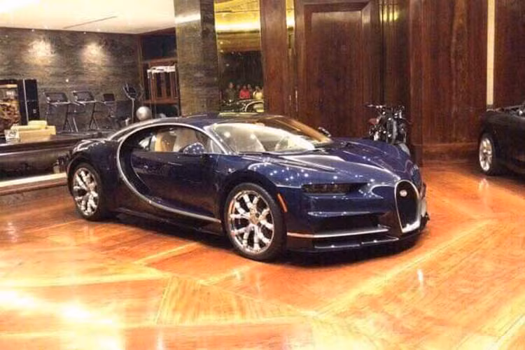 Bugatti Chiron 79 ty den Campuchia, dai gia Viet phat them