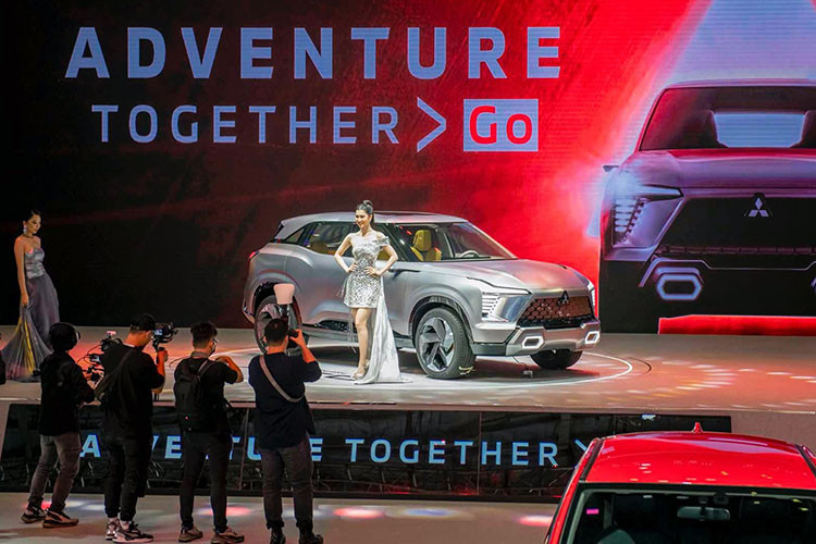 Dat mua Mitsubishi XFC Concept, thi truong khat xe hay cach lam nguoc doi?