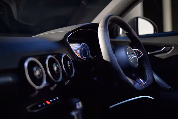 Audi ra mat TT Coupe moi tai Malaysia gia gan 2 ty dong-Hinh-2