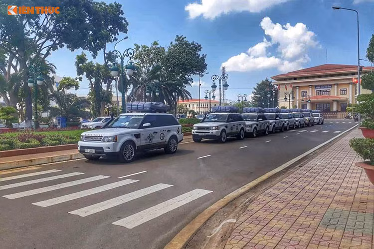 Thậm chí, việc mua hàng trăm siêu xe, xe siêu sang có tổng trị gia hơn 450 tỷ đồng của ông Đặng Lê Nguyên Vũ còn giúp doanh nhân này trở thành nhà sưu tập siêu xe hàng đầu tại Việt Nam và có thể gây sự chú ý cho thế giới. Tuy nhiên, ông Vũ lại quá kín tiếng không cho giới truyền thông cũng như các bạn trẻ mê xe thấy được bộ sưu tập siêu xe của mình.