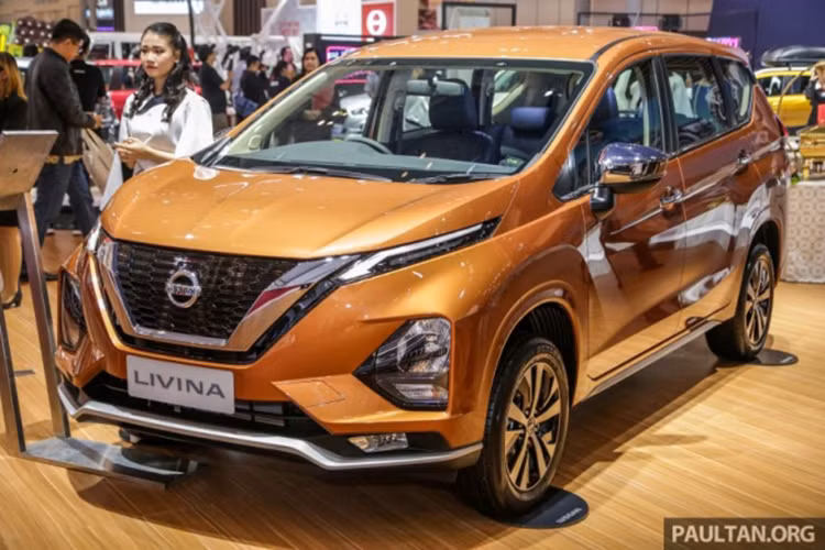 Tại triển lãm xe quốc tế Gaikindo Indonesia 2019 (GIIAS 2019) hiện đang diễn ra, hãng xe Nhật Bản đã mang mẫu xe MPV giá rẻ Nissan Livina thế hệ mới đến trưng bày. Trên thực tế, mẫu xe này đã từng lần đầu tiên trình làng tại Indonesia vào hồi tháng 2 đầu năm nay như "anh em song sinh" của MPV bán chạy Mitsubishi Xpander. 