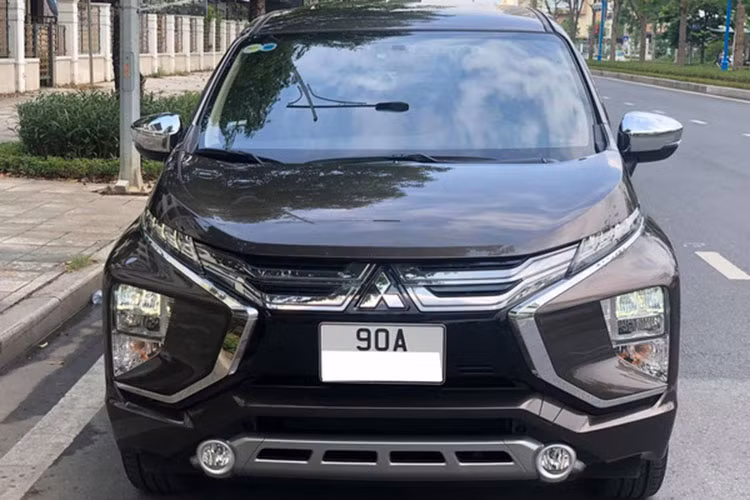 Mitsubishi Xpander chay 1 nam tai Viet Nam lo chi 30 trieu dong