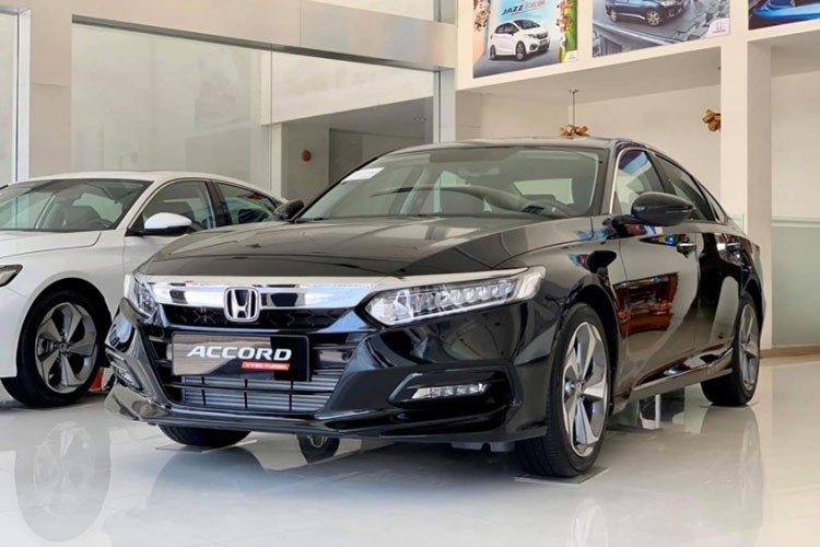 Honda Viet Nam giam gia hang loat oto, cao nhat toi 220 trieu dong