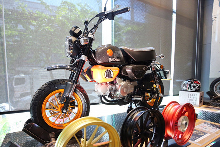 Hầu hết những đứa trẻ thập niên 80 và 90 có lẽ đã quá quen thuộc với anime, Dragon Ball - được tạo ra bởi Akira Toriyama vào năm 1984, đã sinh ra nhiều bộ manga, anime và thậm chí là phim. Dragon Ball ra đời tại Nhật Bản và nhanh chóng nổi tiếng và được phân phối đến hơn 80 quốc gia trên thế giới, bao gồm cả Thái Lan và Việt Nam.