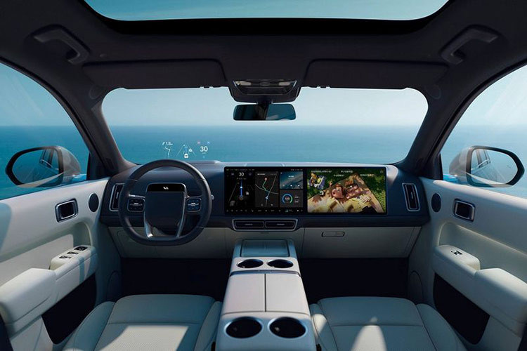 Li Auto L9 tu gay tai nan vi nham bien quang cao la xe that-Hinh-2