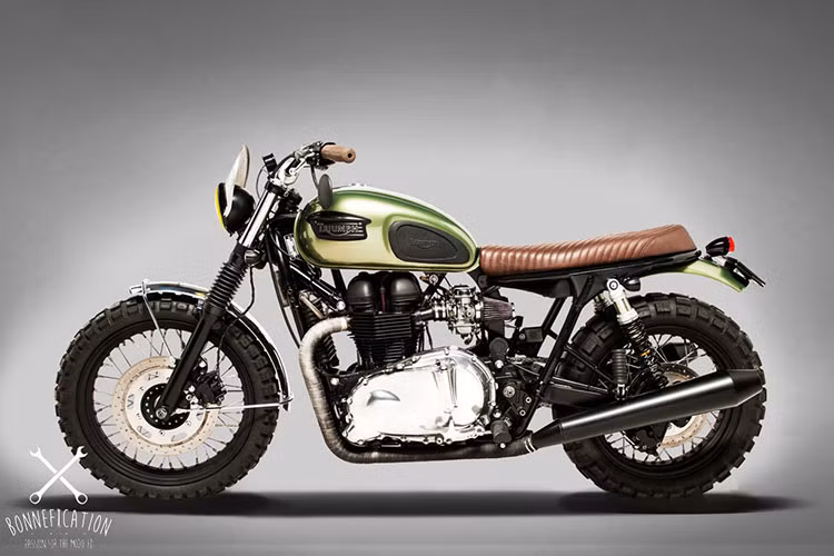 Sau khi chỉnh sửa thêm các bộ phận như lọc gió, kính chắn gió, gương... và bớt đi một số chi tiết trên chiếc xe, Hellzapoppin đã có được cái nhìn tối giản hơn.