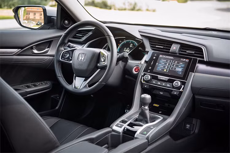 Ngoài động cơ dầu, Honda cũng sẽ cung cấp động cơ xăng 1.8L i-VTEC. Đây là phiên bản động cơ hút khí tự nhiên 4 xy-lanh sản sinh công suất 141 mã lực tại 6.500 vòng/phút và mô-men xoắn 174 NM tại 4.300 vòng/phút cho thị trường Thái Lan. Hộp số CTV có thể đi kèm.