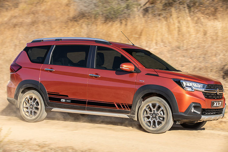  Suzuki XL7: 478 xe So với tháng 10, doanh số Suzuki XL7 chỉ bán được 478 xe tại thị trường Việt, giảm hơn 100 xe so với tháng trước. Cộng dồn doanh số từ đầu năm đến nay đã có 6.108 xe được bán ra thị trường.