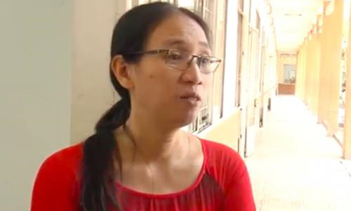 Cô Trần Thị Minh Châu mong muốn mình lại tiếp tục được đến lớp giảng dạy (Ảnh cắt từ video clip).