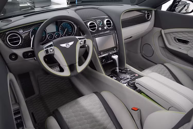 Startech Bentley Continental GTC Speed sở hữu động cơ W12 6.0L Twin-turbo được tăng thêm công suất và lực xoắn, từ mức hiện thời 567 mã lực và 700Nm lên mức 582 mã lực và 720Nm, giúp cải thiện sức mạnh vận hành.