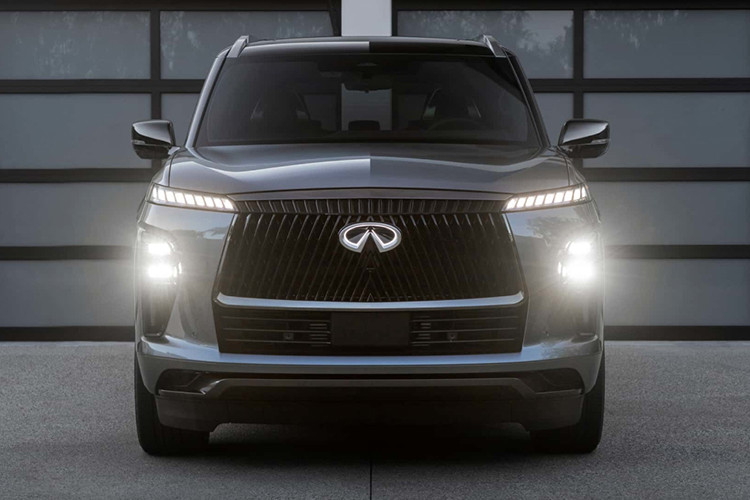 Xe dự kiến sẽ được tung ra thị trường vào mùa hè này, mức giá xe Infiniti QX80 2025 khởi điểm là 82.450 USD (khoảng 2 tỷ đồng). Tại Mỹ, mẫu SUV hạng sang này sẽ cạnh tranh với các đối thủ là Cadillac Escalade và Lincoln Navigator.