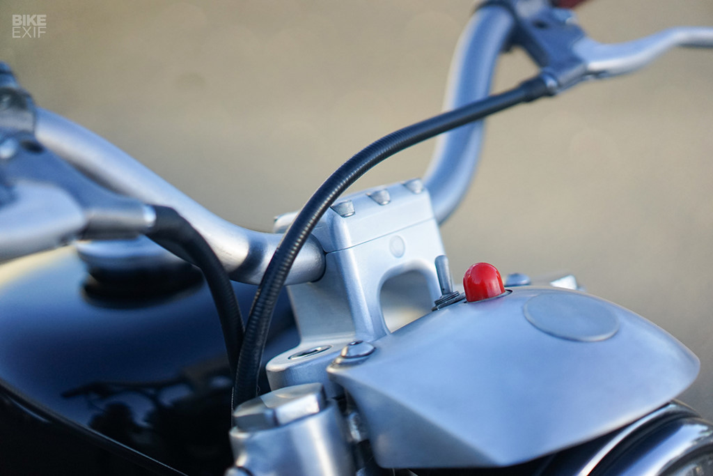 Sau đó, Jared tìm thấy chiếc XLCH Sportster 1966, con xe này hoàn toàn thích hợp để đáp ứng các yêu cầu trên. Nó đơn giản, sử dụng manheto đánh lửa, ít hao ắc quy và có tay chuyển số bên phải.