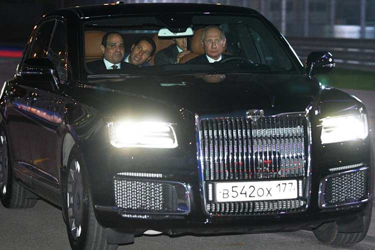 Ông cũng đã trình diễn các tính năng đặc biệt bên trong chiếc limousine bọc thép như hệ thống liên lạc hay khoang khí kín cho Thái tử Abu Dhabi Mohammed bin Zayed Al Nahyan khi ông ở Moscow.