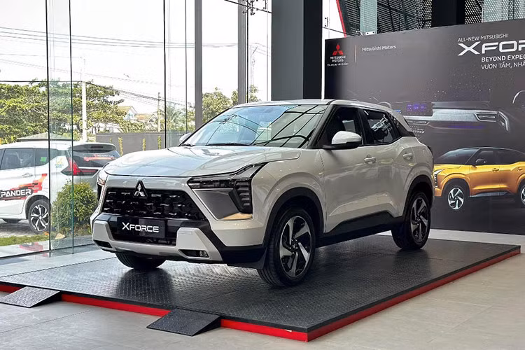 Mitsubishi Motors Viet Nam ky niem 30 nam va ra mat loat oto moi-Hinh-3