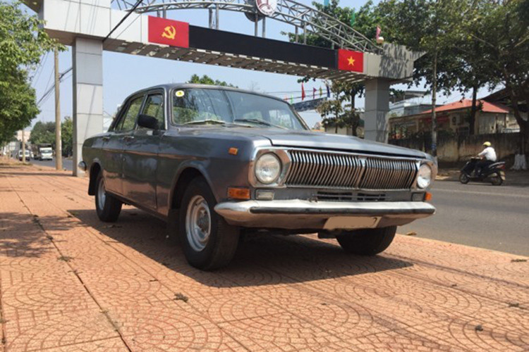 Được cho là thuộc dạng "hàng hiếm" trên thị trường Việt Nam cũng như thế giới hiện nay. Nếu bất chợt một lúc nào đó, bạn đi ngoài đường thấy một chiếc Volga M-24 lầm lũi chạy tuy không tiện nghi nhưng có lẽ chủ nhân của nó phải là người rất yêu Volga và có rất nhiều kỷ niệm với nó.