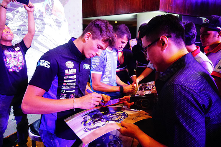 Hiện tại khi về Việt Nam KYT được phân phối chính thức bởi Công ty TNHH MKA Việt Nam. Các sản phẩm chủ lực mà hiện tại của hãng hiện đang bán ra như: KR-1, NFR, Venom, Woodoo và Cougar. Đây là loại nón dành cho những anh em có nhu cầu sử dụng thường xuyên đi xa bằng môtô phân khối lớn và xe gắn máy. 