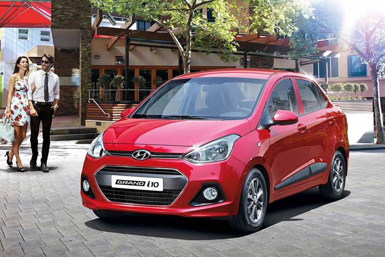Giá xe Hyundai Grand i10 tại Việt Nam hiên bán ra với 3 phiên bản gồm; Grand i10 1.2MT Base: 355 triệu đồng, Grand i10 1.2MT: 395 triệu đồng, Grand i10 1.2AT: 420 triệu đồng