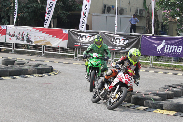 Tuy vậy, nhắc đến VMRC cũng sẽ khiến rất nhiều khán giả phía Bắc “chạnh lòng” bởi sau 4 năm phát triển bộ môn đua xe thể thao, Honda Việt Nam đã tài trợ tổ chức, góp phần đưa giải đua xe môtô Cúp vô địch quốc gia (từ năm 2016) và giải đua môtô Việt Nam (từ năm 2018) “oanh tạc” khu vực phía Nam và một số tỉnh miền Trung.