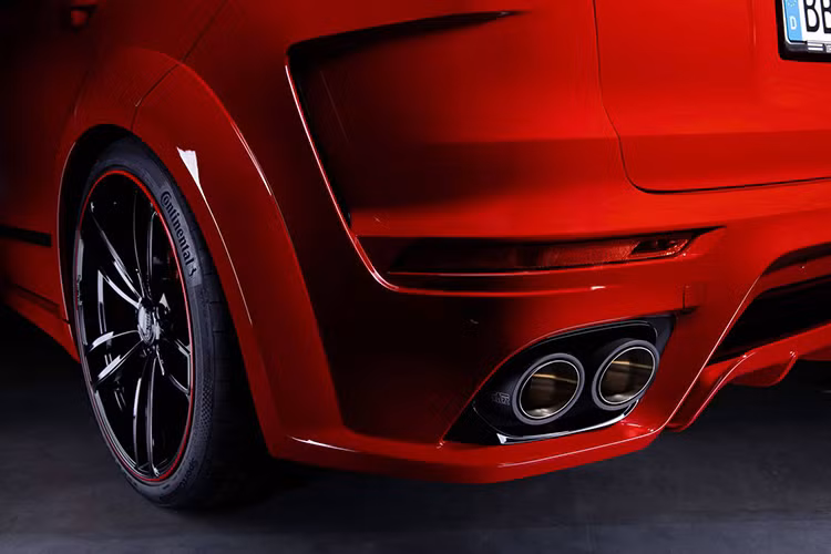 Một cho mẫu Cayenne S Diesel và hai lựa chọn cho mẫu Cayenne Turbo. Những thay đổi ở động cơ diesel cho động cơ khả năng sản sinh thêm công suất 35 mã lực.