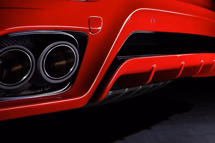 Trong khi gói độ cho Cayenne Turbo giúp động cơ sinh ra thêm 80 mã lực cho gói cơ bản và 180 mã lực cho phiên bản cao hơn.