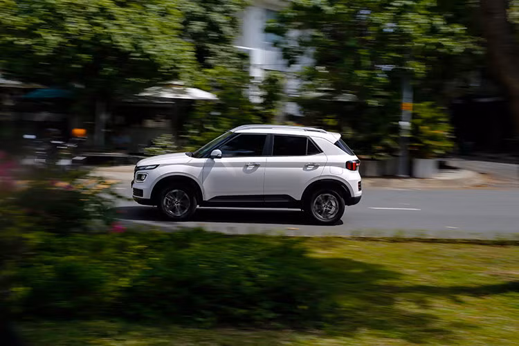 Hyundai Venue - chiec SUV ket hop giua phong cach va suc manh-Hinh-7