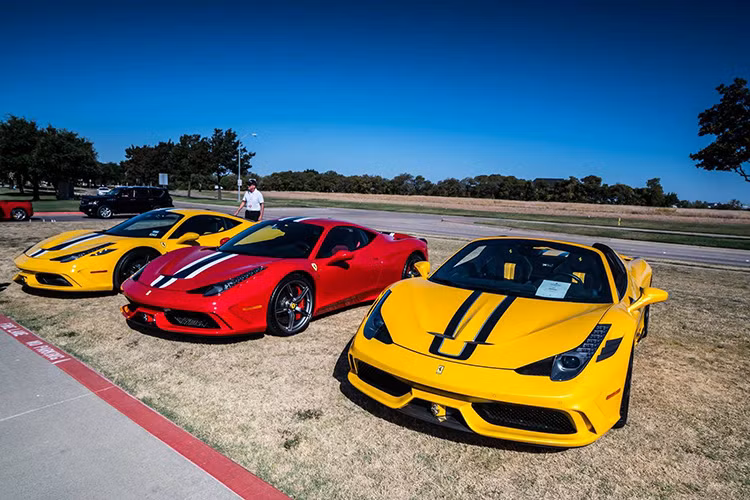 Được xem là nơi "định cư" của những model Ferrari hiếm nhất trên thế giới, không hề ngạc nhiên khi bắt gặp những mẫu xe tốt nhất, "chất" nhất từ trước đến nay của Ferrari đến tham dự.