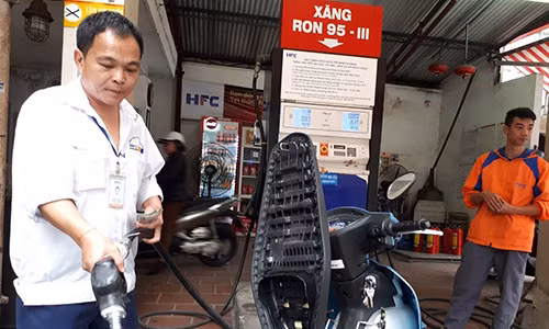 Gia xang dau hom nay 17/6: Gia dau the gioi co the giam