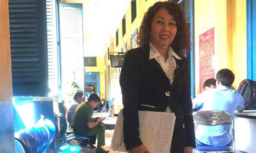 Bà Trần Thị Ngọc Nga cho biết cuộc sống đã đảo lộn sau khi bà bị tạm giam.